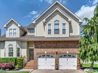 6 Catena Ct, Bridgewater, NJ 08807