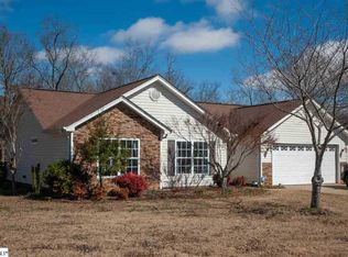 6 Rustcraft Dr, Greer, SC 29651