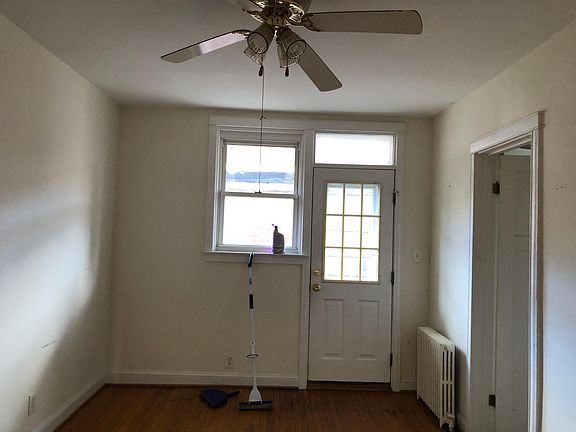 Small living room / sitting room