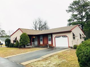 36 Auburn St, Manchester Township, NJ 08759