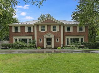 2905 Paxton Rd, Shaker Heights, OH 44120