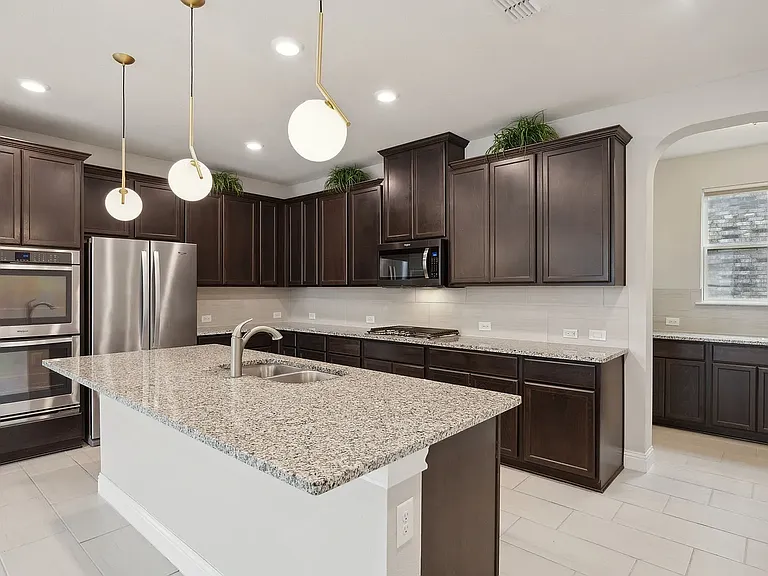 9814 Gristmill Ln — Photo 4