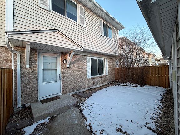 2nd image of 19 Woodsorrel Pl