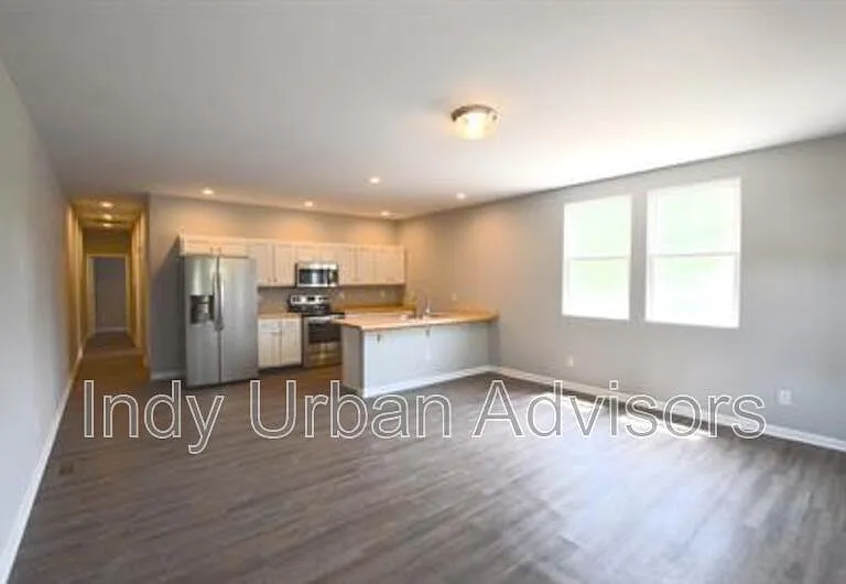 3501 N Illinois St #4 — Photo 1