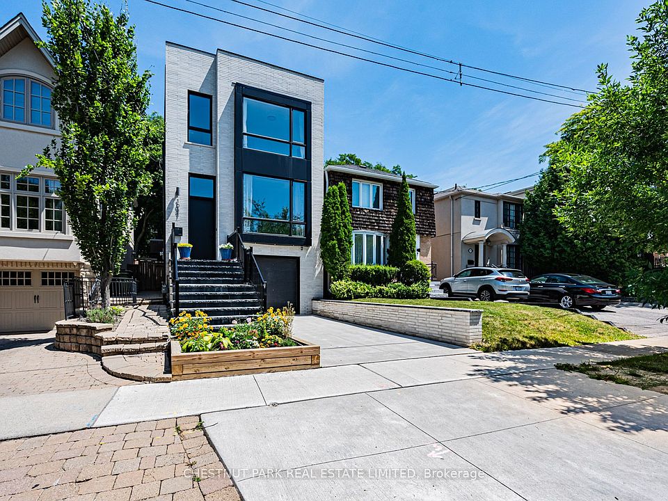 1st image of 1031 Spadina Rd