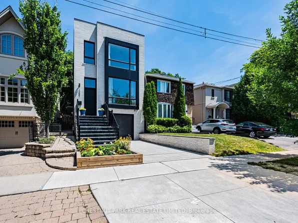 1031 Spadina Rd, Toronto, ON M5N 2M7