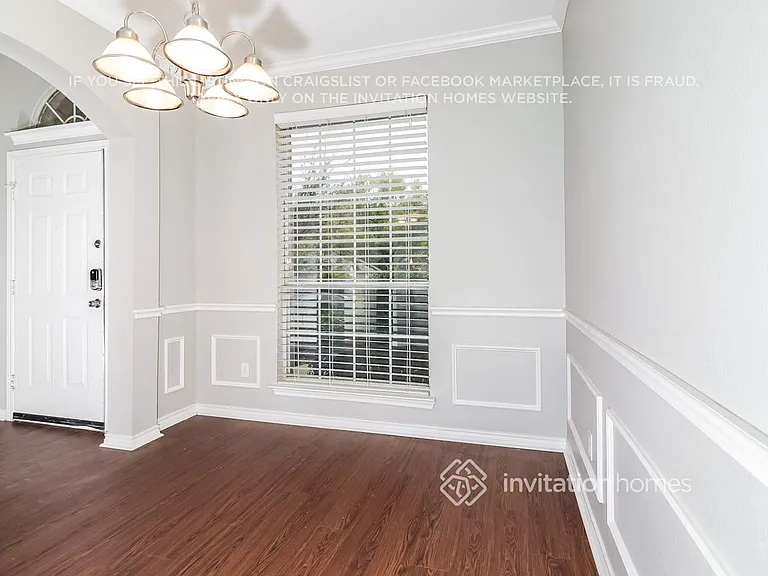 1617 Churchill Ln — Photo 4