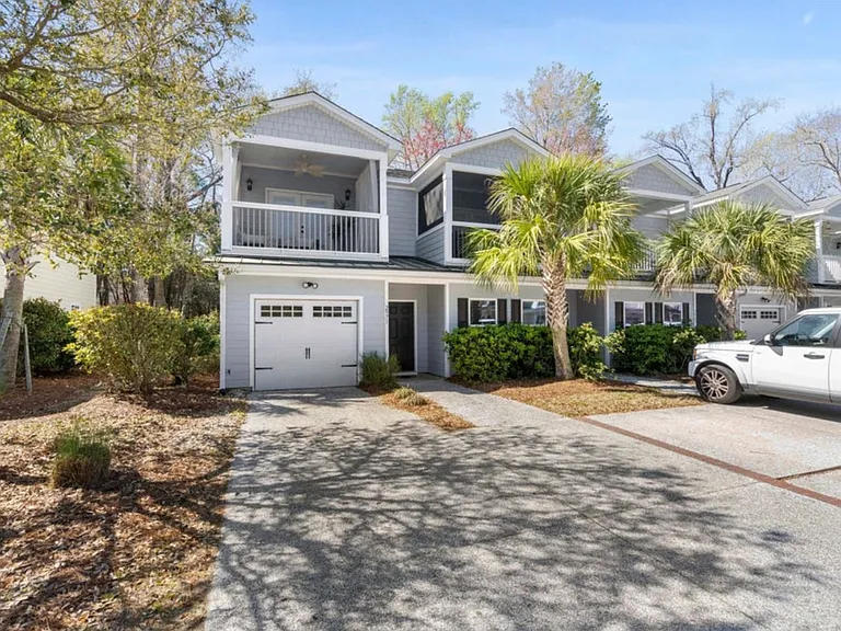 2971 Emma Ln — Photo 2