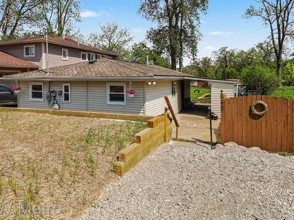 657 Dunleavy Dr, Highland, MI 48356