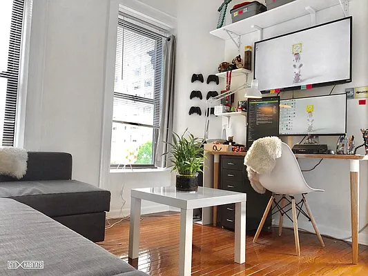 Rented by Citi Habitats | media 27