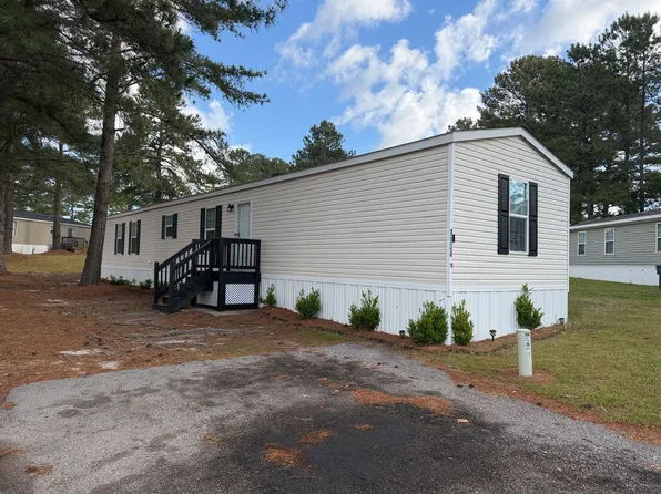1104 Deep River Ct, Raleigh, NC 27610