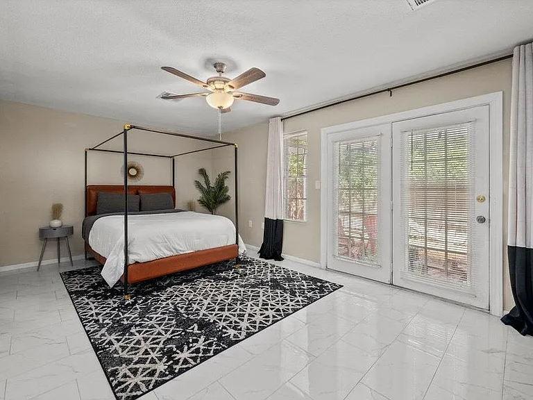 2504 Ferguson Way — Photo 18
