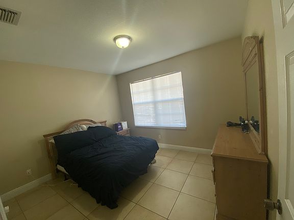 4th image of 5115 Leonard Blvd S