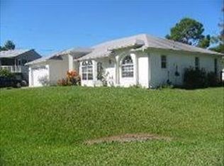 18812 Cedar Ct, Fort Myers, FL 33967