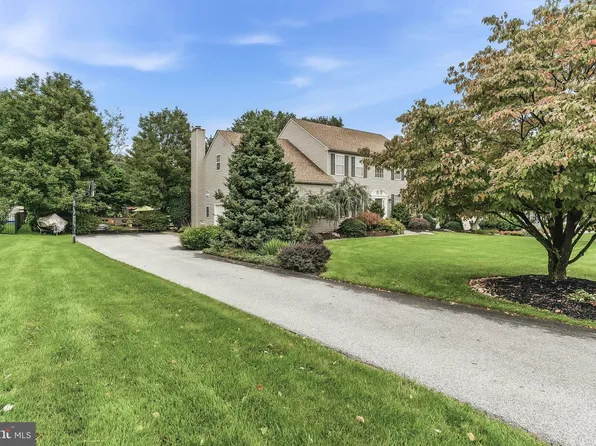 131 Ramblewood Dr, Glenmoore, PA 19343