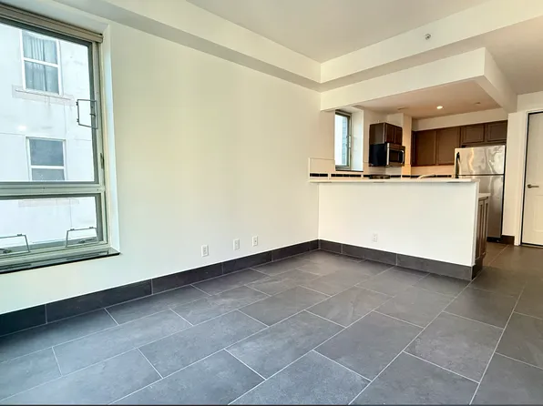 164 Attorney Street image 2 of 6