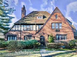 255 Greenway N, Forest Hills Gardens, NY 11375