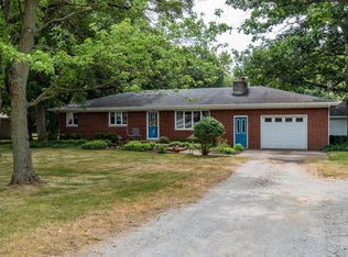 723 W Division St, Demotte, IN 46310