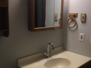 38 Beacon Rd APT A, Glenmont, NY 12077