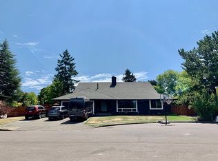 15550 NW Oak Hills Dr, Beaverton, OR