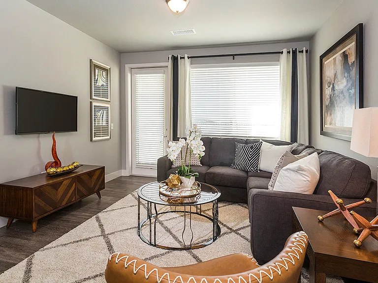 The Overlook at Interquest Apartments — Photo 78