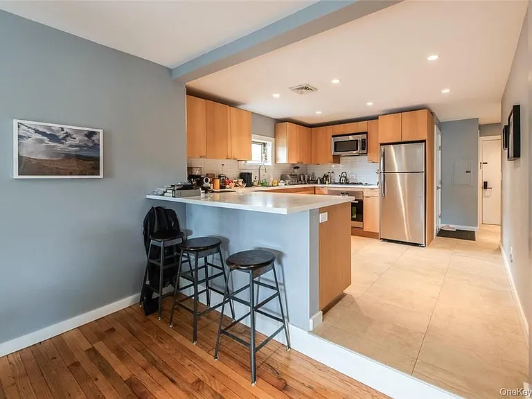 44 Main St #2 — Photo 15