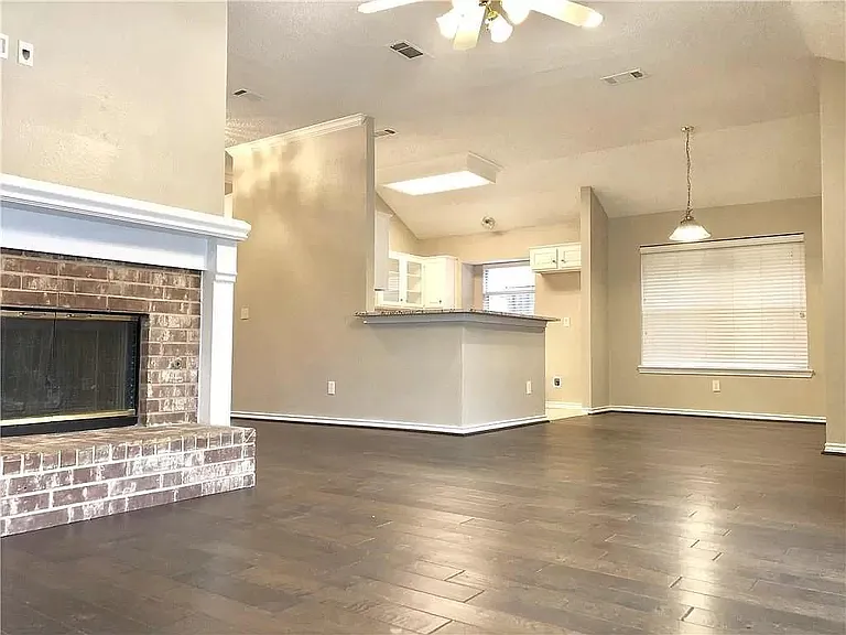 8000 Anchor St — Photo 21