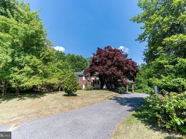 29994 Richard Cir, Mechanicsville, MD 20659