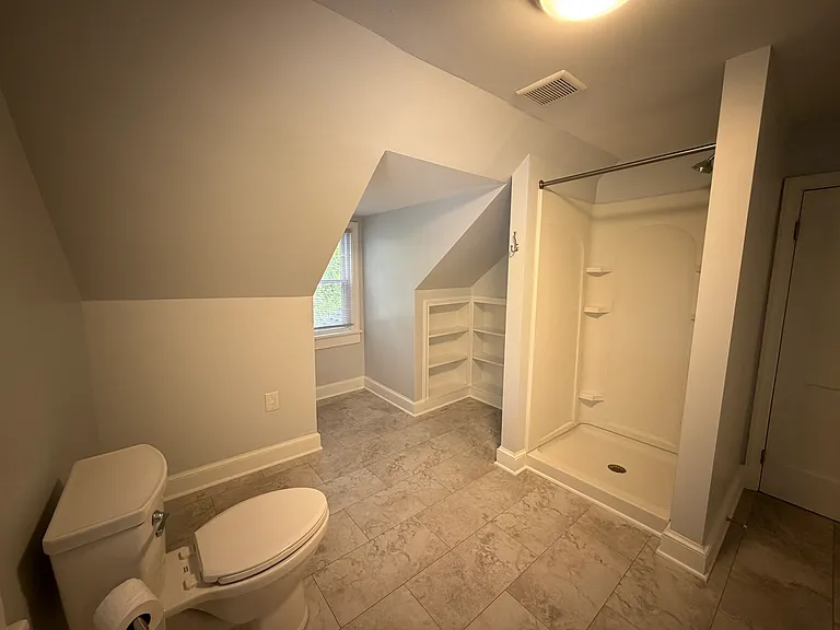 1413 Overlook St — Photo 10