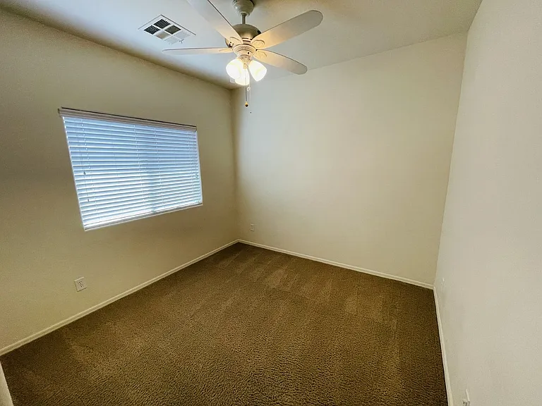 37078 W Mondragone Ln — Photo 6