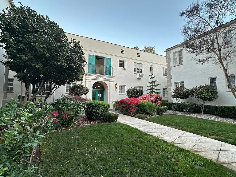 Discover Vintage Charm at Villa Marquise — Photo 9
