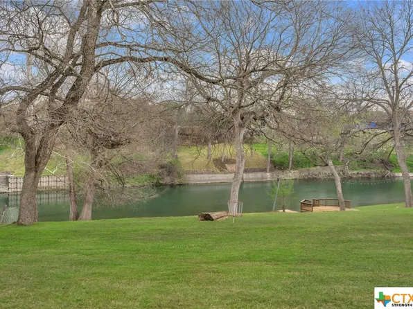 972 Albert St, New Braunfels, TX 78130