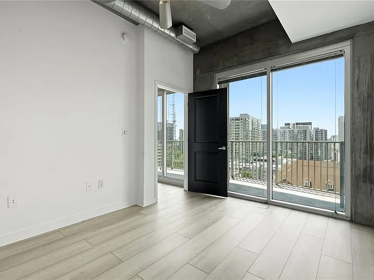 943 Peachtree St NE #1210 — Photo 17