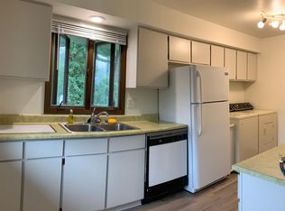 1425 Tuttle St #1, Baraboo, WI 53913