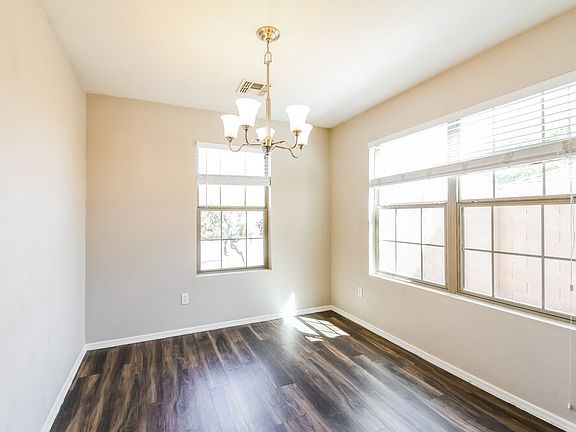5th image of 3035 W Belle Ave