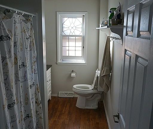 5th image of 500 E Adams Ave