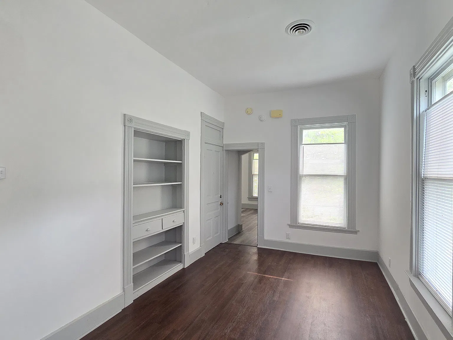 1 bed, $750 — Photo 2