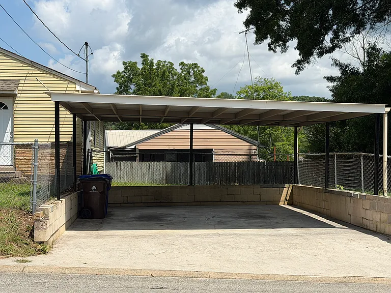 90 Arkansas Ave — Photo 12