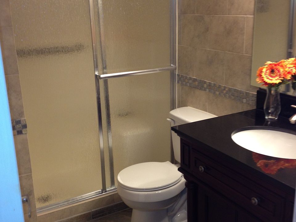 1st image of 2515 NE 2nd Ct APT 311