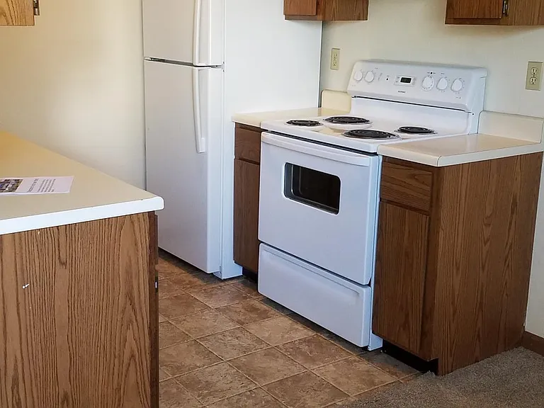 416 W Dodson St — Photo 5