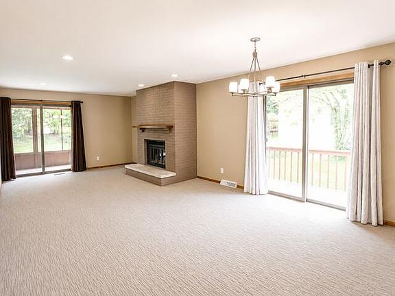 4th image of 2172 Wildfield Dr NE