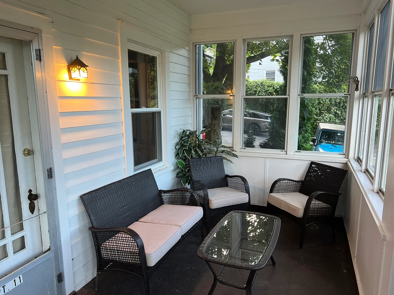 1 bed, 750 sqft, $1,900 — Photo 3