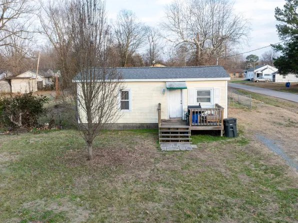 2832 Goodman St, Paducah, KY 42003