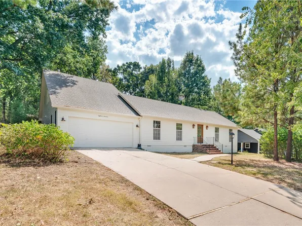 1819 E Viewpoint Dr, Fayetteville, AR 72701