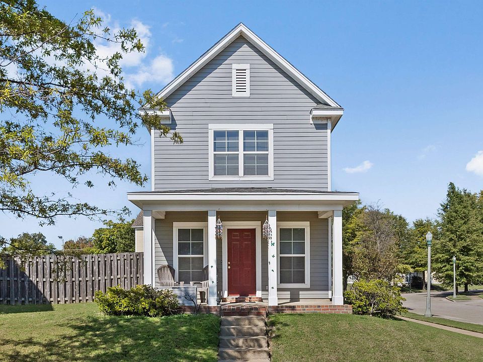 1st image of 645 Greenlaw Pl