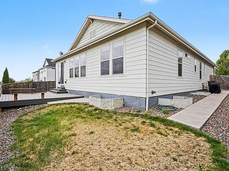 3065 E 159th Way — Photo 21