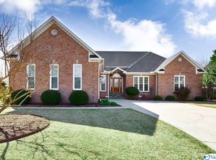 108 Pebble Ct, Madison, AL 35758