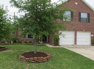 5115 Spring Oak Dr, Pasadena, TX 77505