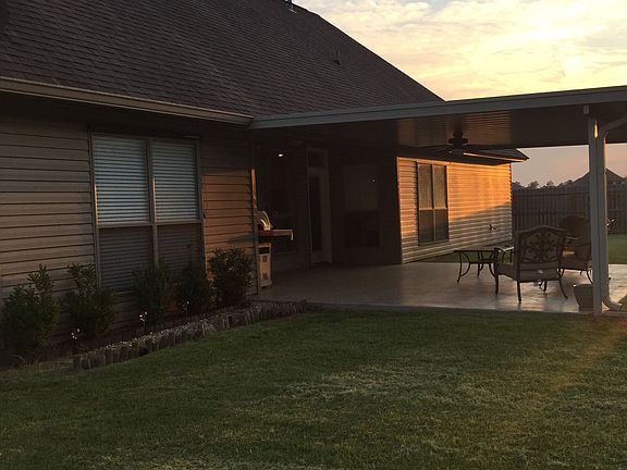 2nd image of 13717 Shady Hollow Dr
