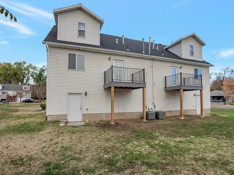 854 Easy St — Photo 15